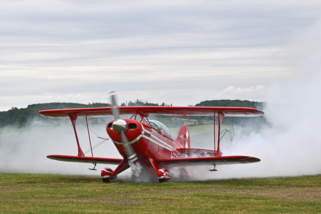 Flugplatzfest auf dem Dümpel 2025 - Maxi D-EPIZ © Helmut Gries